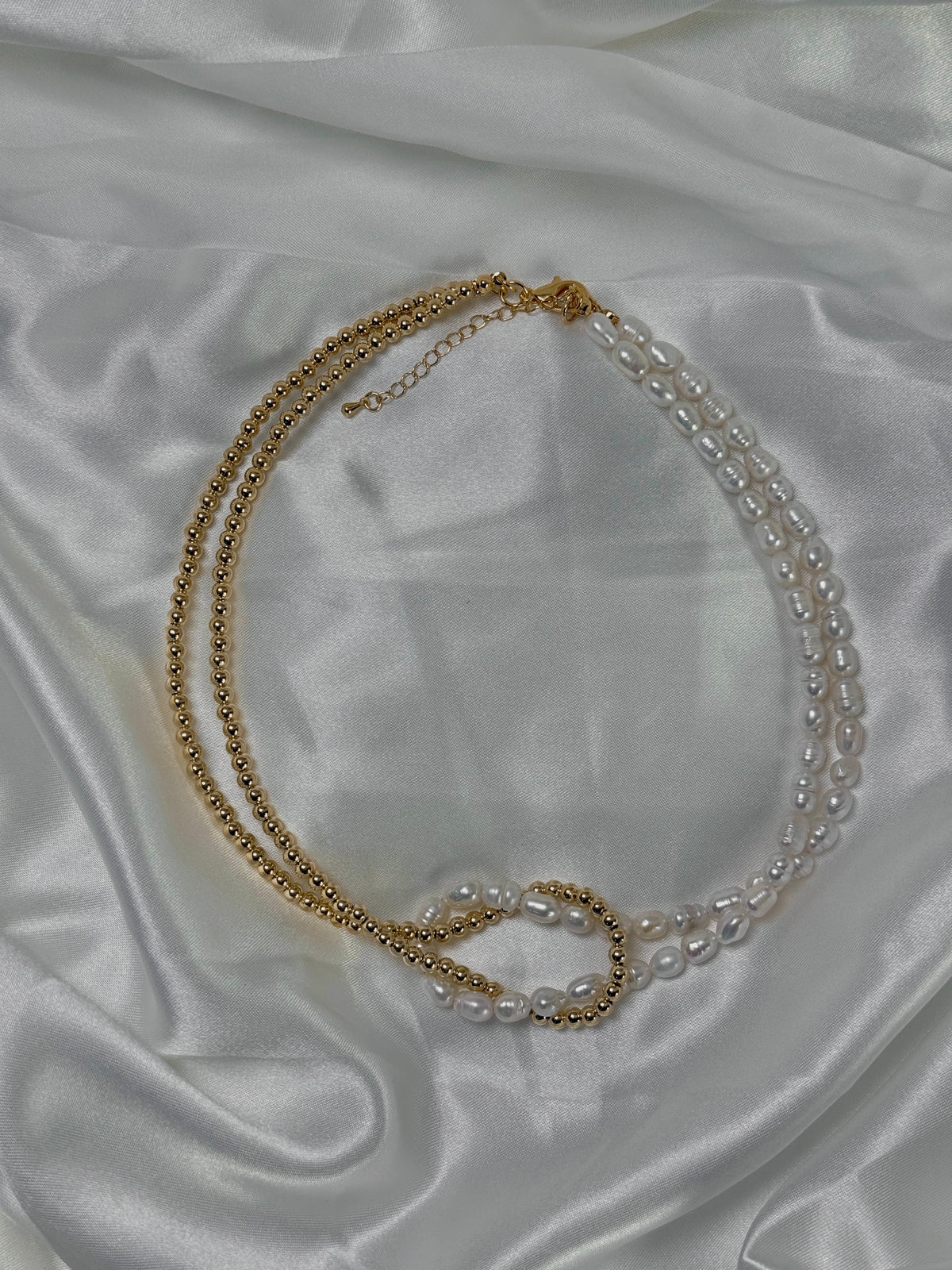 Raelle Pearl Necklace