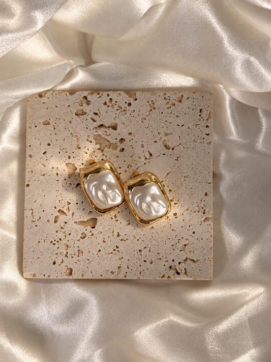 Pearl Glow Earrings