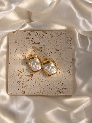 Pearl Glow Earrings