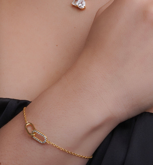 Attaché Bracelet